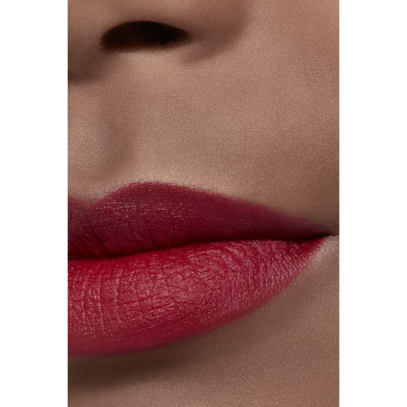 CHANEL ROUGE ALLURE VELVET MATTIERENDER LIPPENSTIFT MIT HOHER FARBINTENSITÄT