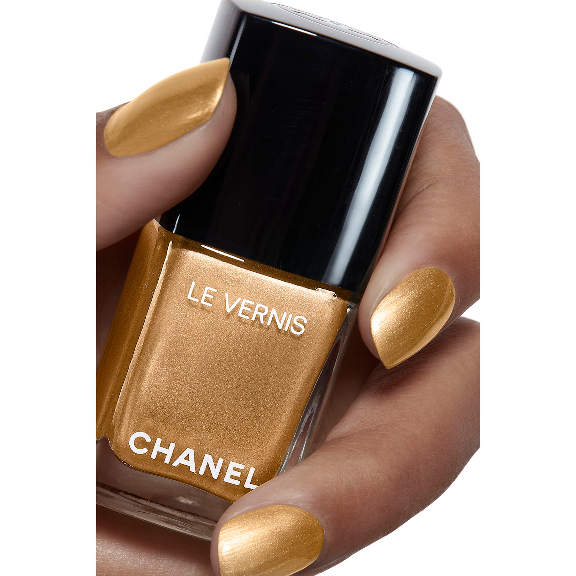 CHANEL LE VERNIS NAGELLACK – FARBE UND GLANZ MIT LANGEM HALT