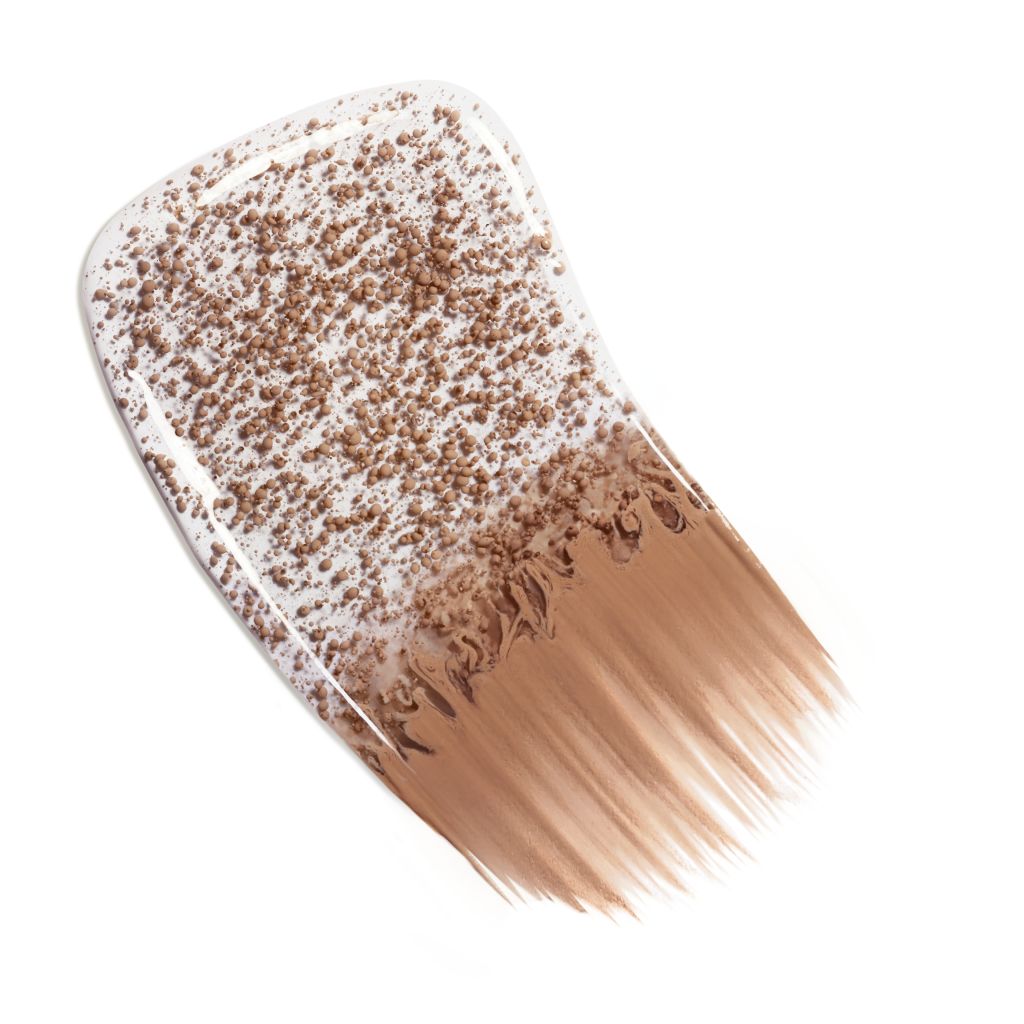 CHANEL LES BEIGES EAU DE TEINT