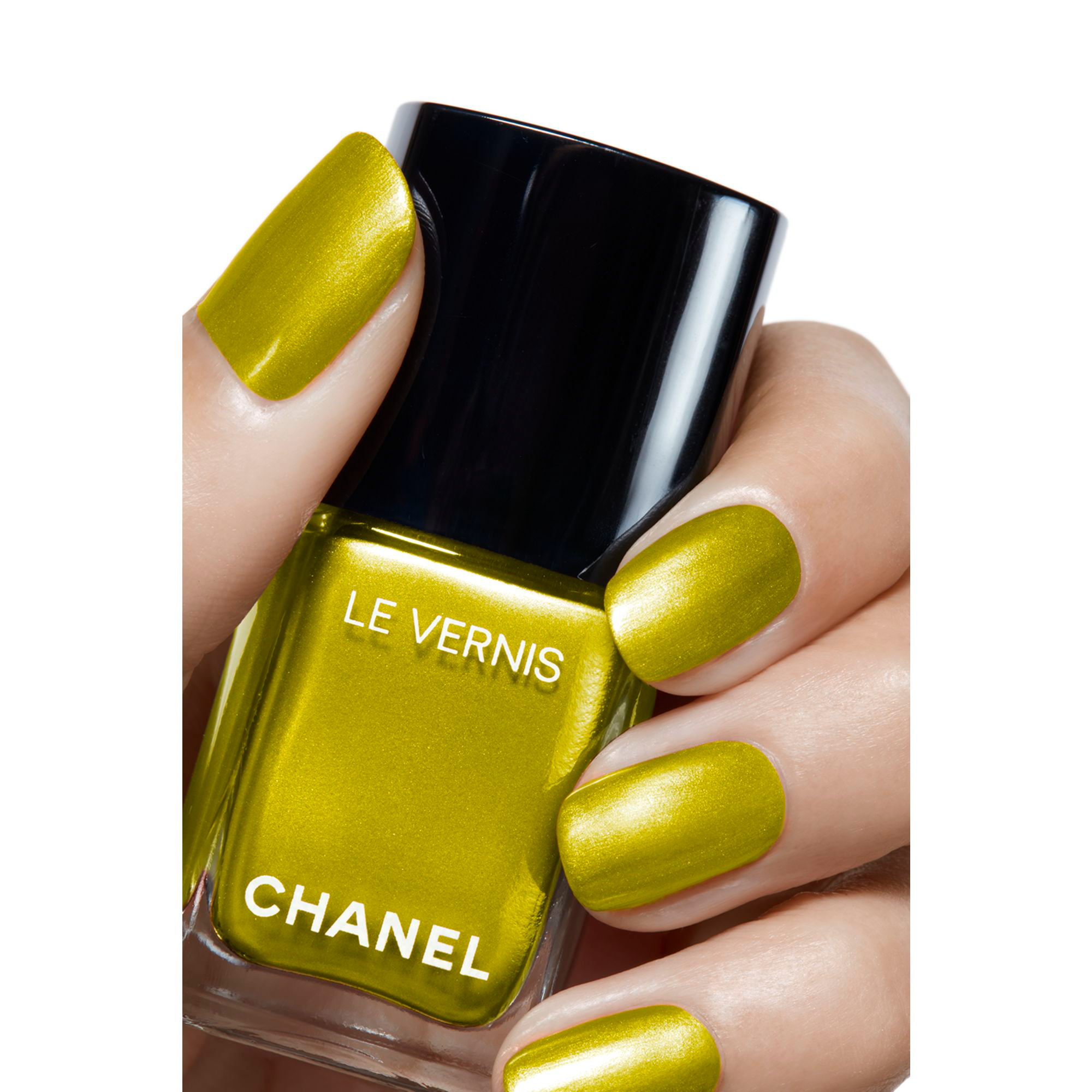 CHANEL LE VERNIS NAGELLACK – FARBE UND GLANZ MIT LANGEM HALT