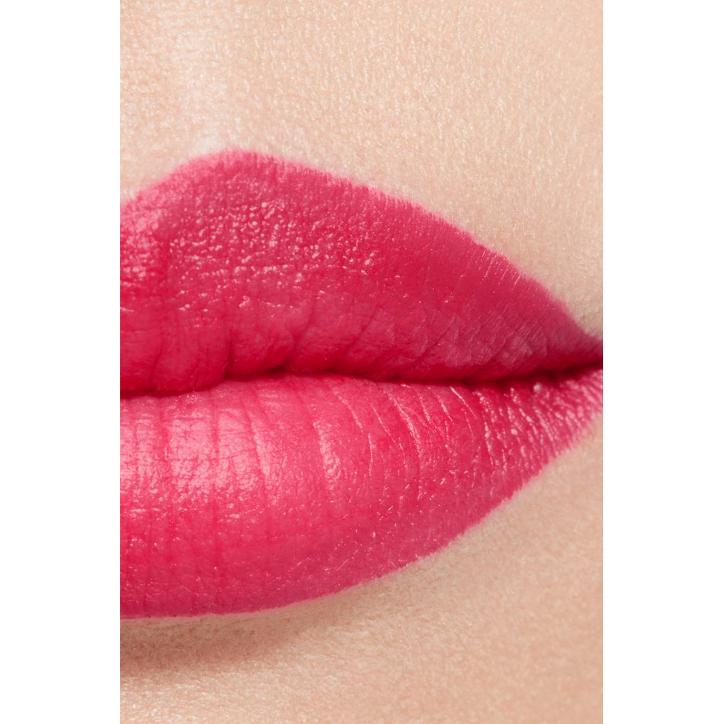 CHANEL ROUGE ALLURE VELVET MATTIERENDER LIPPENSTIFT MIT HOHER FARBINTENSITÄT