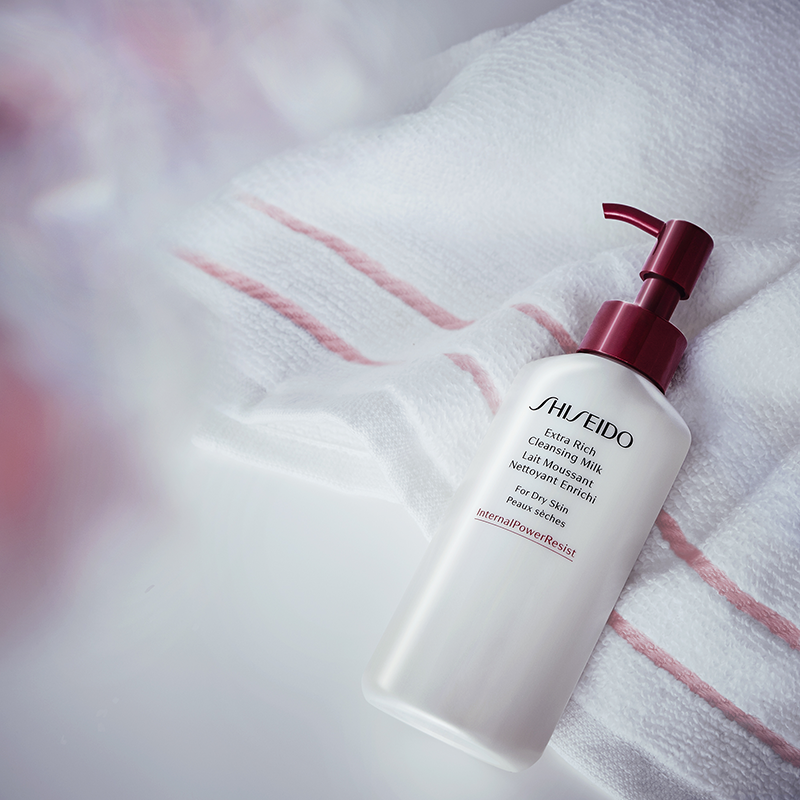 Shiseido Internal Power Resist Extra Rich Cleansing Milk