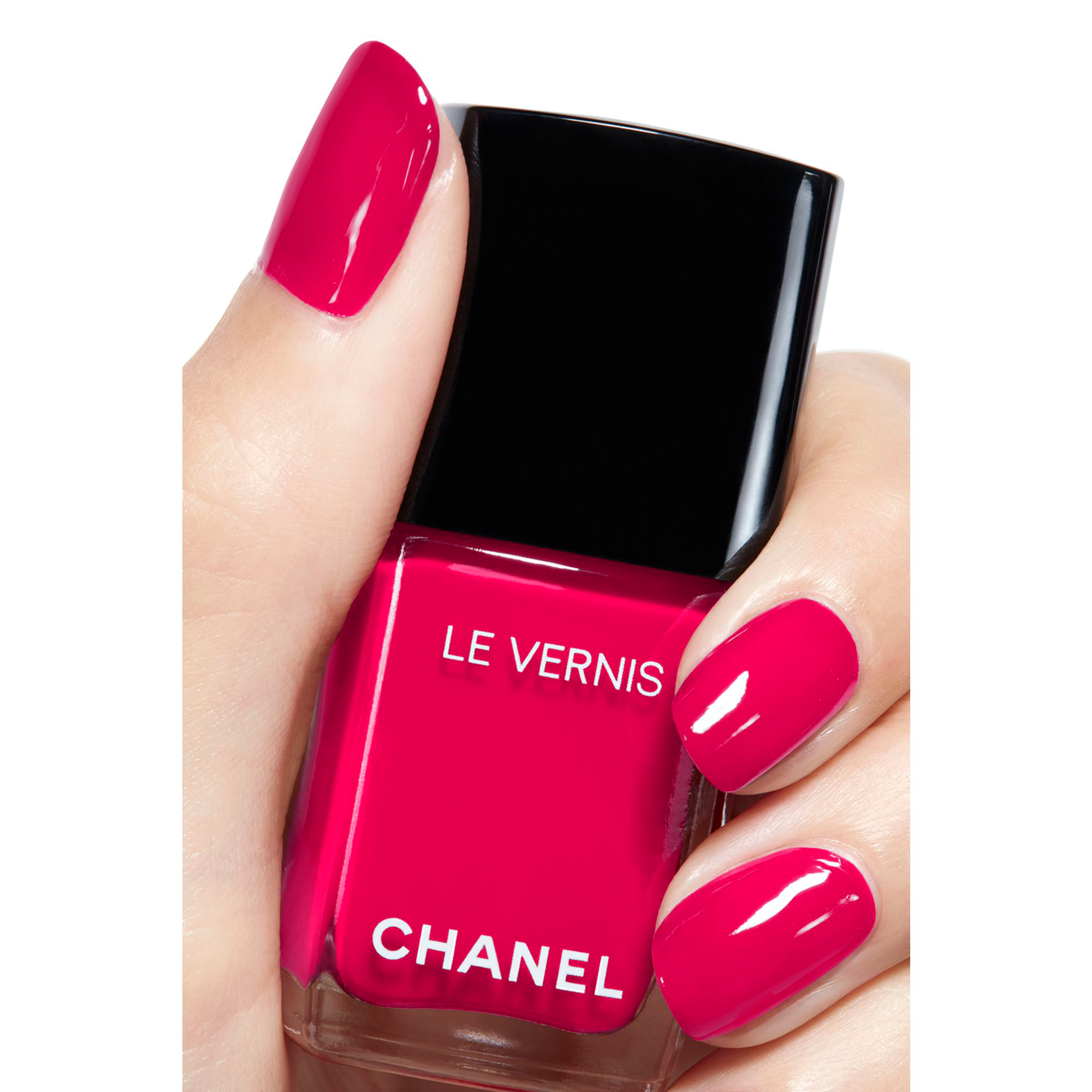 CHANEL LE VERNIS NAGELLACK – FARBE UND GLANZ MIT LANGEM HALT