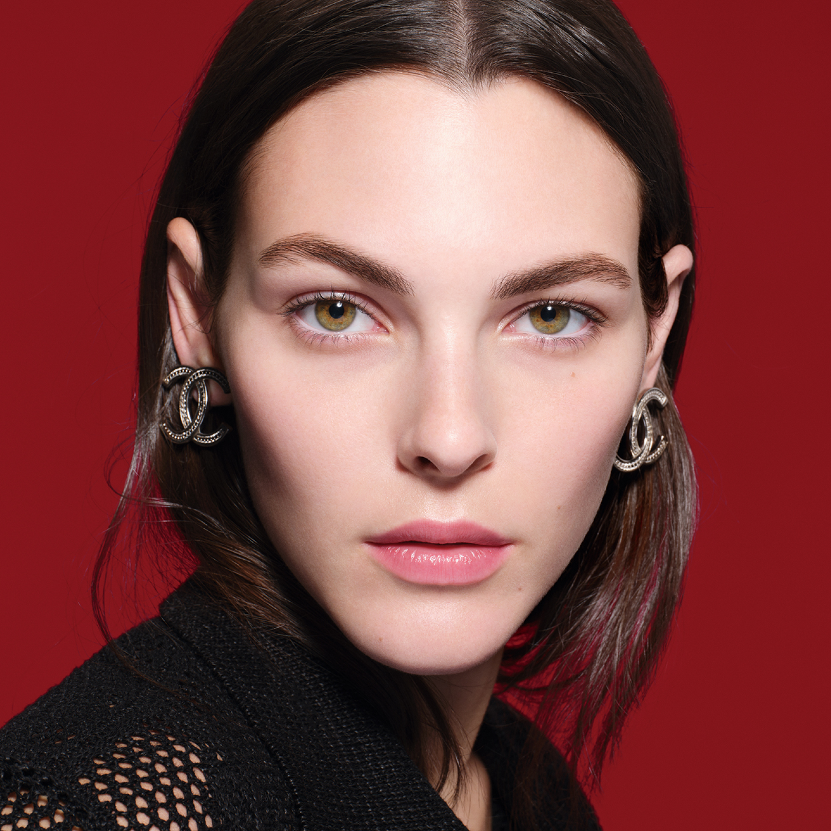 CHANEL N°1 DE CHANEL CREME MIT ROTER KAMELIE – NACHFÜLLUNG POLSTERT AUF – GLÄTTET – SCHÜTZT