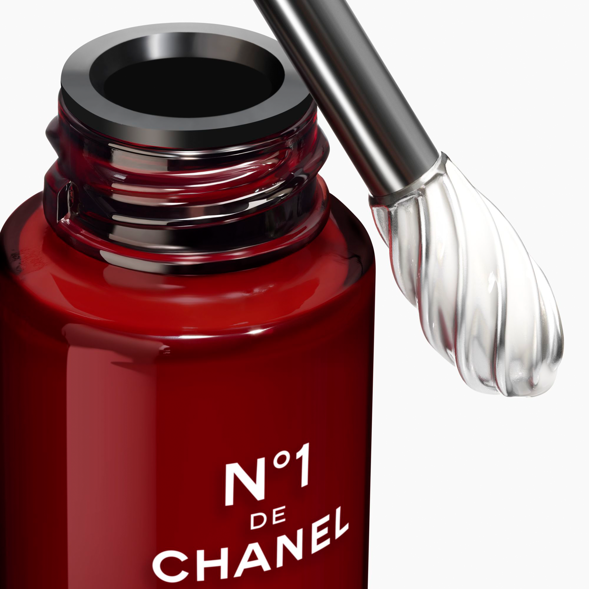 CHANEL N°1 DE CHANEL REVITALISIERENDES AUGENSERUM GLÄTTET – ERFRISCHT – ÖFFNET DEN BLICK