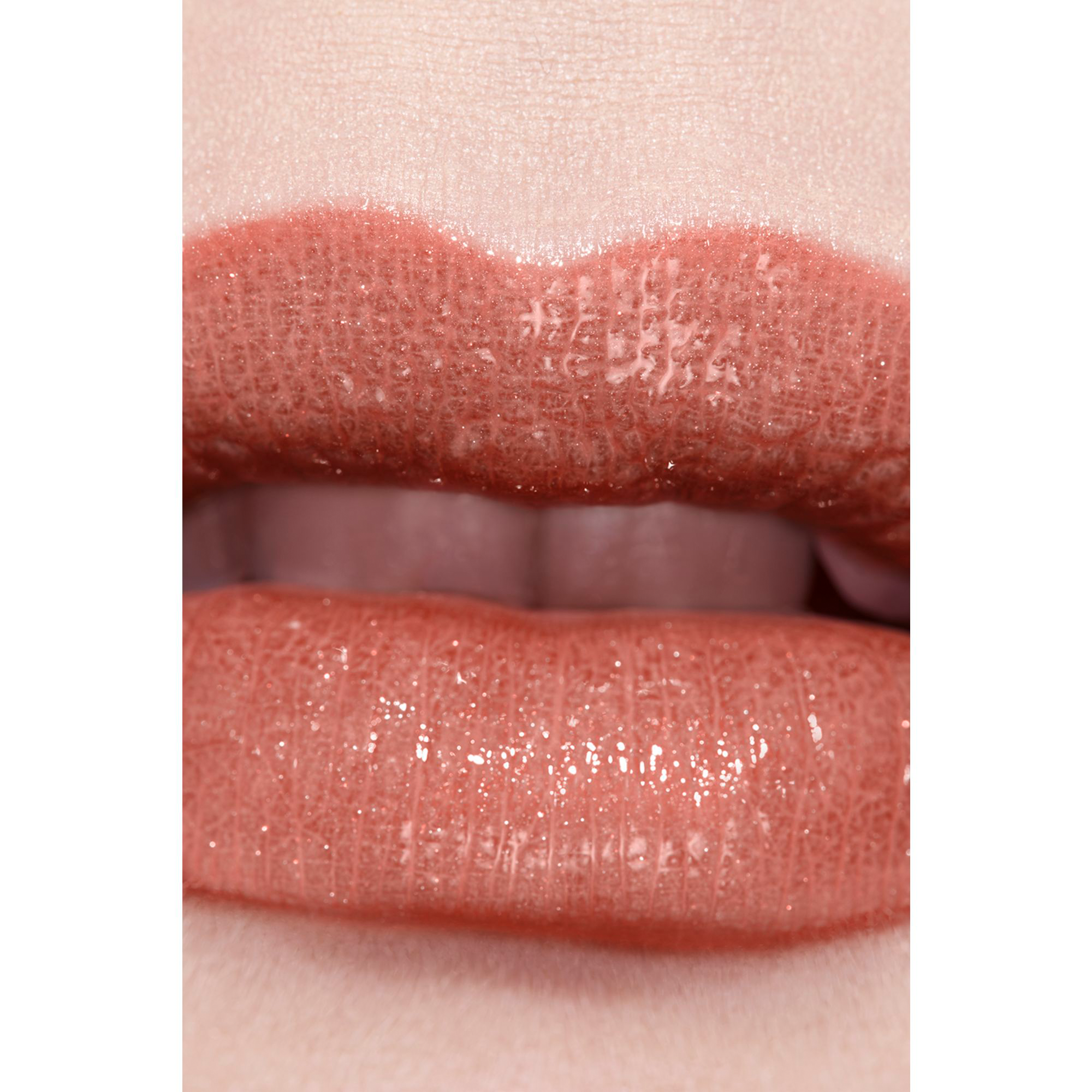 CHANEL ROUGE COCO BAUME - GLÄNZEND GETÖNTER, FEUCHTIGKEITSSPENDENDER, VERSCHÖNERNDER LIPPENBALSAM MIT INDIVIDUELLER FARBINTENSITÄT