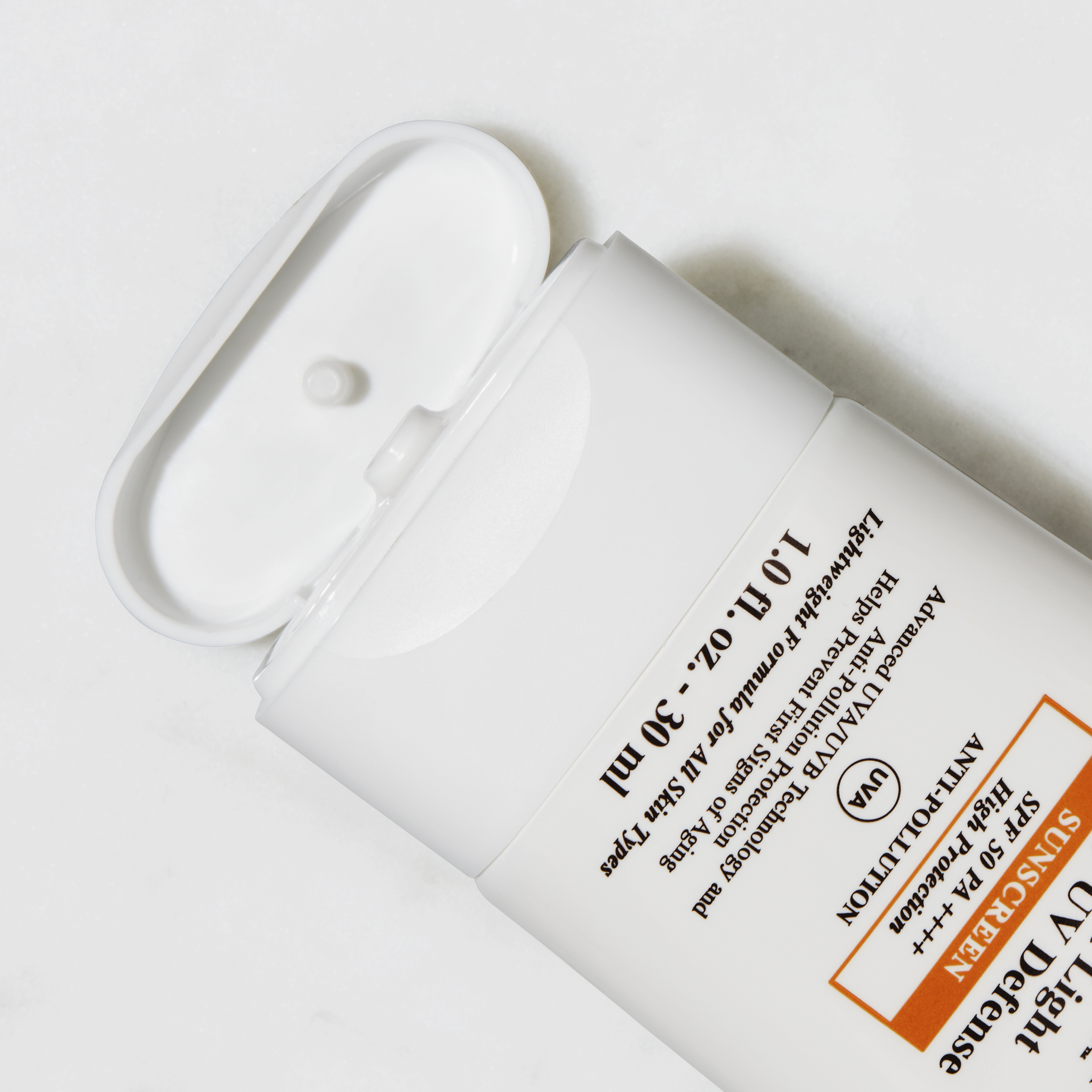 Kiehl's Dermatologist Solutions Ultra-Light UV Defense SPF50