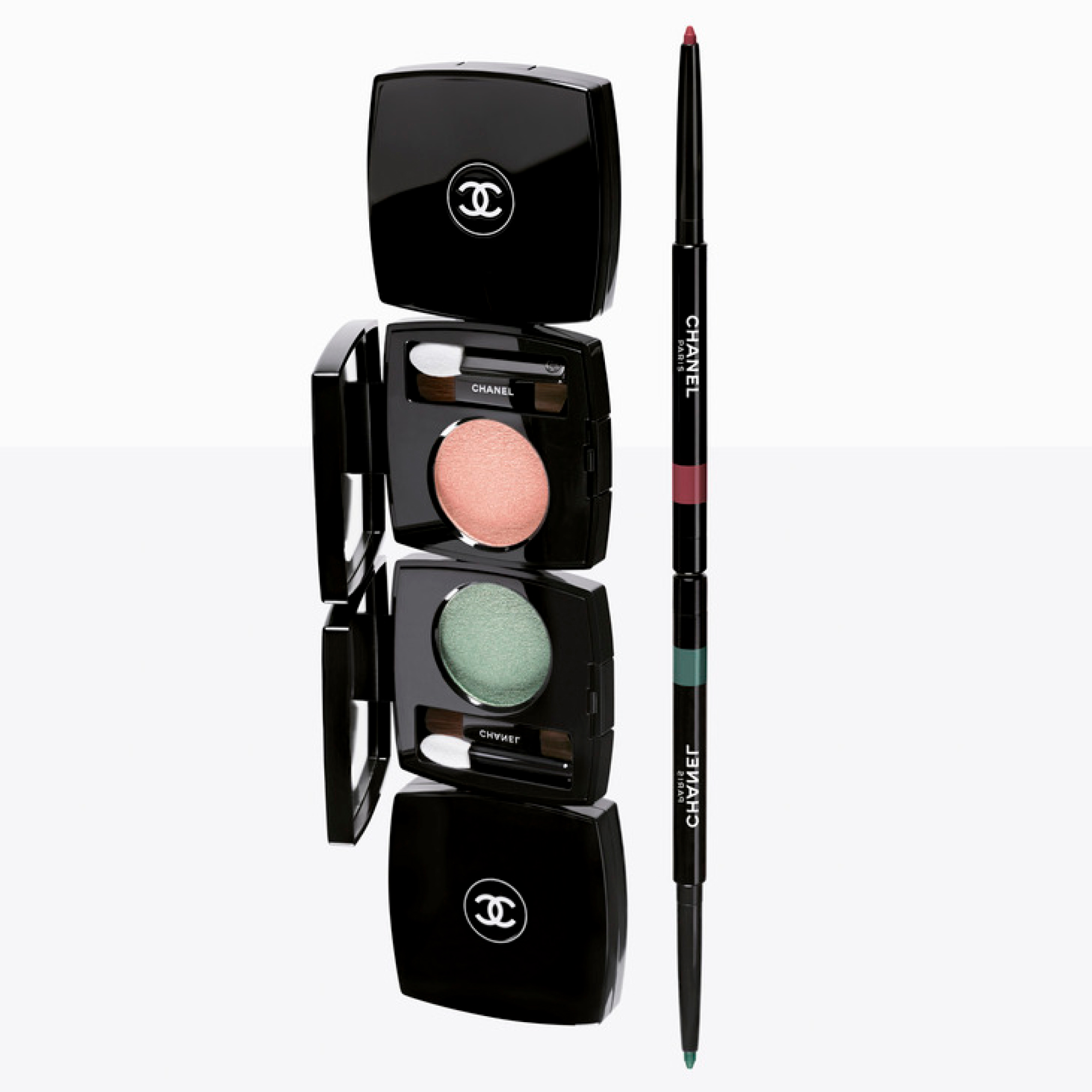 CHANEL OMBRE ESSENTIELLE VIELSEITIGER UND LANGANHALTENDER LIDSCHATTEN