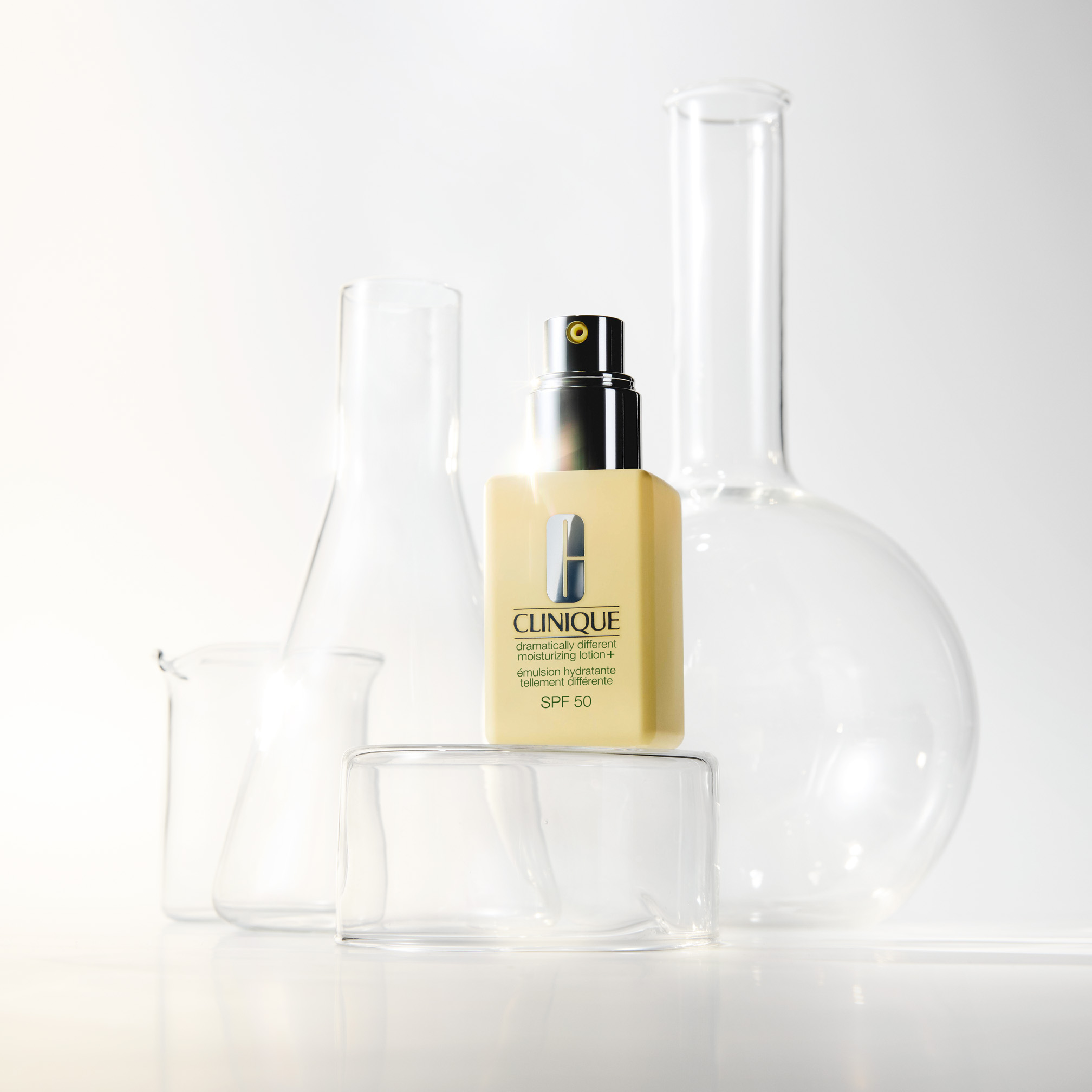 Clinique 3 Schritte Pflege Dramatically Different Moisturizing Lotion+ SPF50
