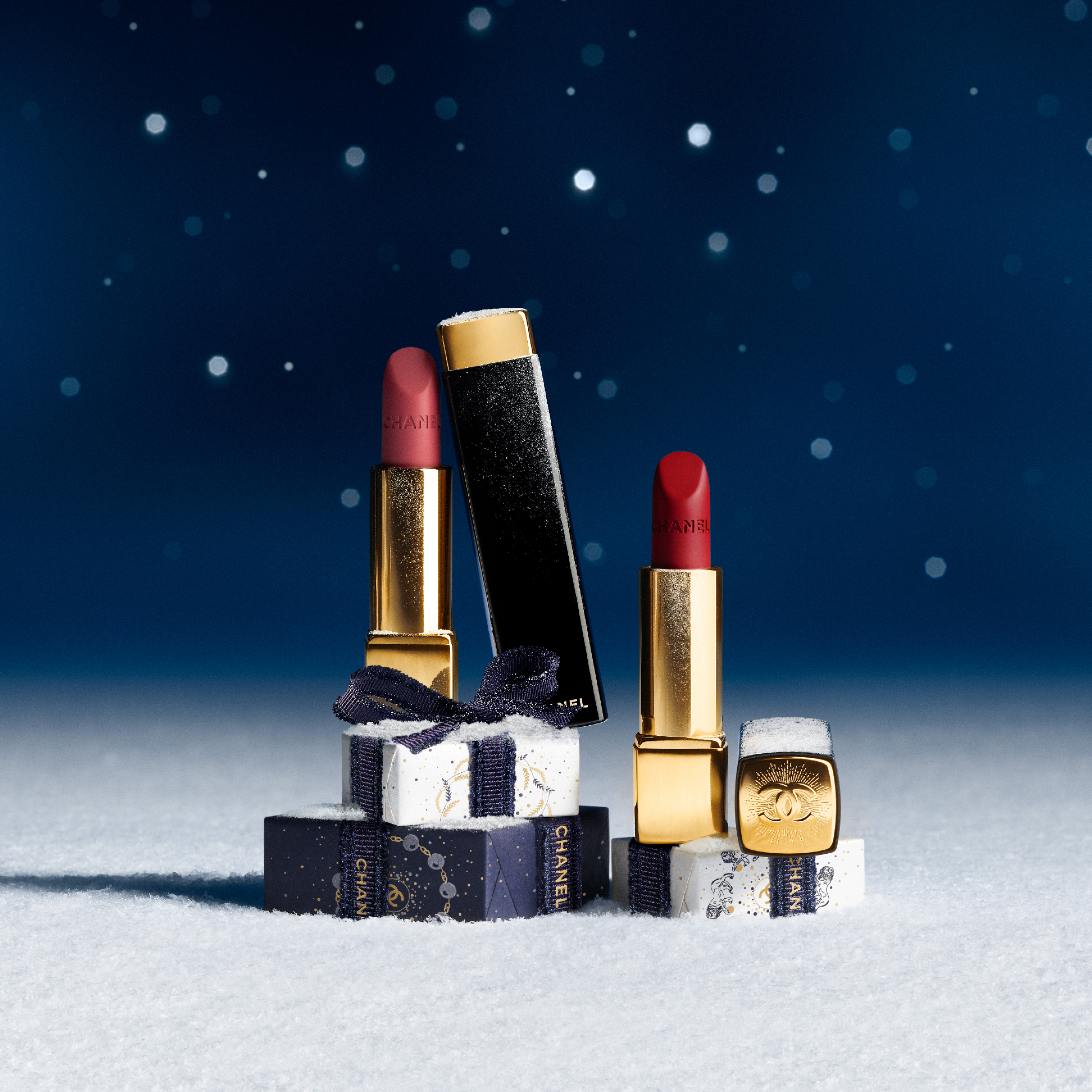 CHANEL ROUGE ALLURE VELVET MATTIERENDER LIPPENSTIFT M. HOHER FARBINTENSITÄT - LIMITIERTER EDITION