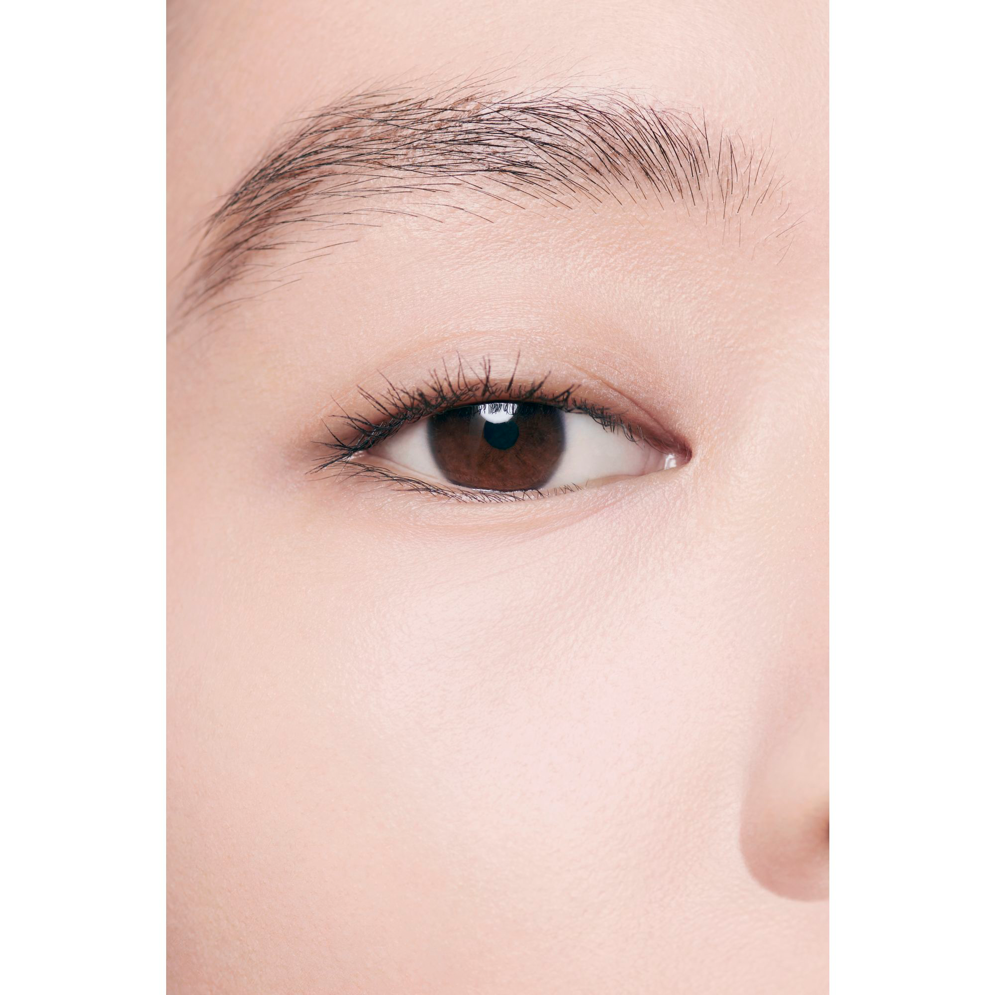 CHANEL ULTRA LE TEINT LE CORRECTEUR CONCEALER – LANGER HALT – MAXIMALER TRAGEKOMFORT – MAKELLOSES FINISH