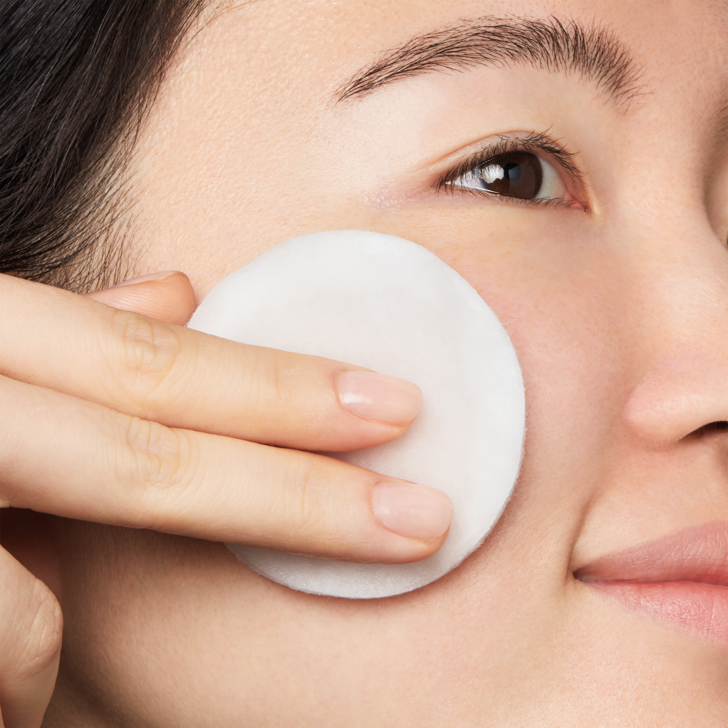 Kiehl's Dermatologist Solutions Daily Refining Milk-Peel Toner