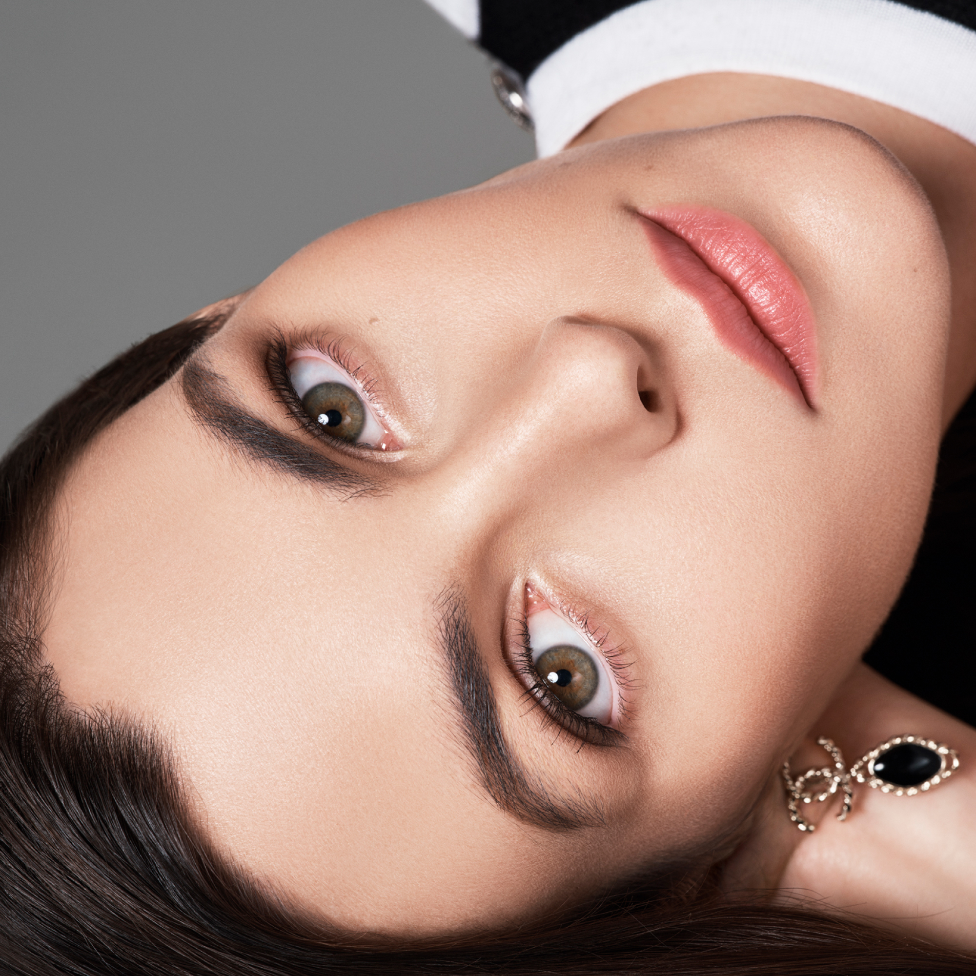 CHANEL ULTRA LE TEINT LE CORRECTEUR CONCEALER – LANGER HALT – MAXIMALER TRAGEKOMFORT – MAKELLOSES FINISH